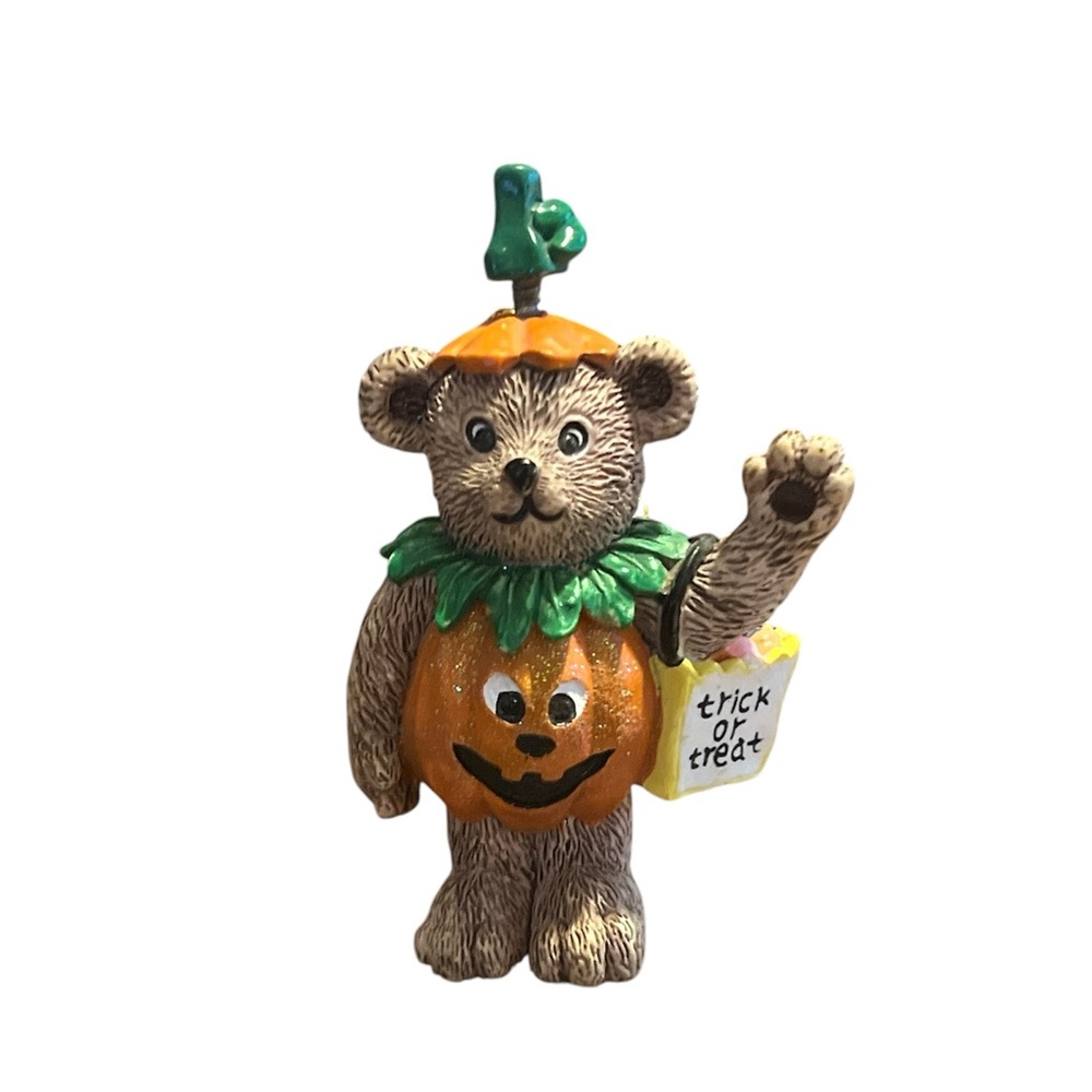Claires 1997 Trick or Treat Bear Ornament/Figurine 4in Tall